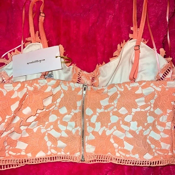 Pink zip up tank top - Picture 5 of 6